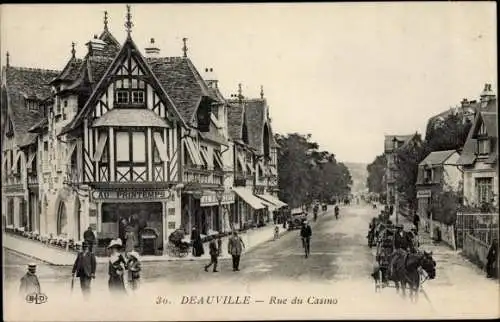 Ak Deauville Calvados, Rue du Casino