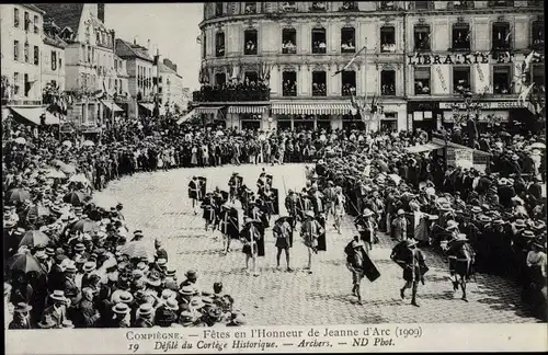 Ak Compiègne Oise, Fêtes en l'Honneur de Jeanne d'Arc, Archers
