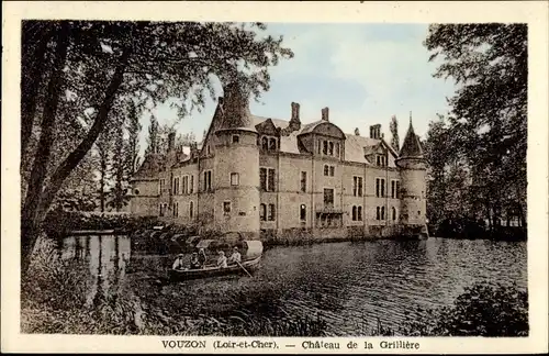 Ak Vouzon Loir et Cher, Château de la Grillière, vue générale, eau, bateau