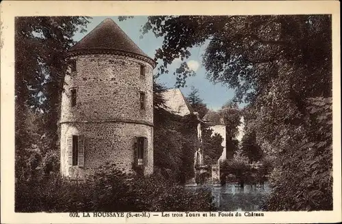 Ak La Houssaye Seine et Marne, Les trois Tours et les Fossés du Château