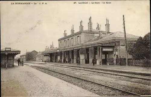 Ak Laigle Orne, La Gare, Le Quai