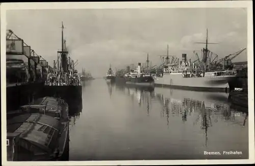 Ak Hansestadt Bremen, Partie im Freihafen, Schiffskutter vor Anker