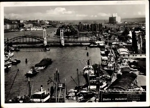 Ak Szczecin Stettin Pommern, Hafenpanorama von Oben, Brücke