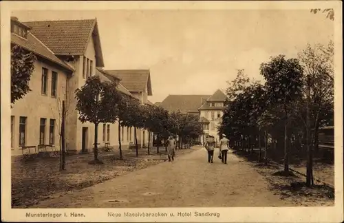 Ak Munster Niedersachsen, Munsterlager, Neue Massivbaracken und Hotel Sandkrug