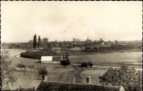 Ak Soings en Sologne Loir et Cher, vue générale, champs