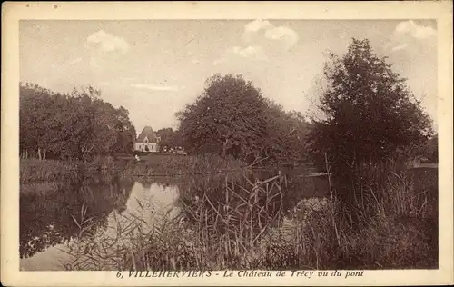 Ak Villeherviers Loir-et-Cher, Château de Trécy, vu du pont, rivière