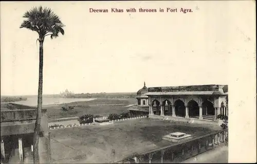 Ak Agra Indien, Deewan Khas with thrones in Fort Agra