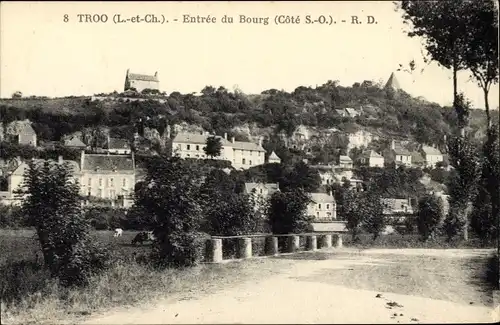 Ak Troo Loir et Cher, Entrée du Bourg