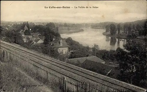 Ak La Celle sur Seine Seine-et-Marne, La Vallée de la Seine