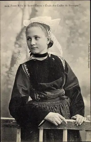 Ak Jeune Fille de Saint Thois, Etude des Coiffes de Bretagne, Junge Dame in Tracht