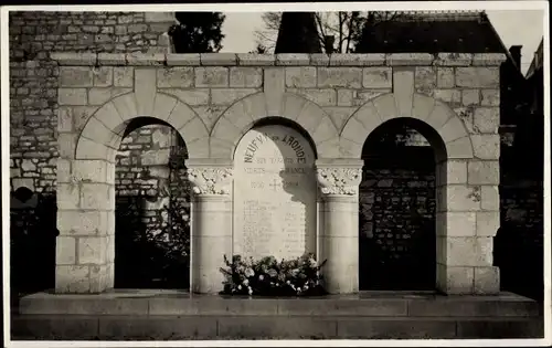 Foto Ak Neufvy-sur-Aronde Oise, Gedenkstein