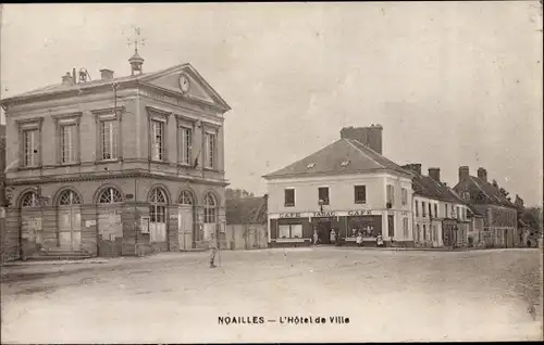 Ak Noailles Oise, L'Hôtel de Ville, Café