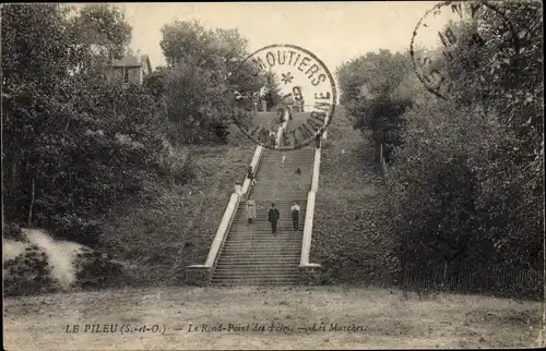 Ak Massy Essonne, Le Pileu, Le Rond Point des Fetes, Les Marches