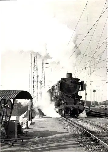 Foto Nürnberg in Mittelfranken Bayern, Deutsche Lokomotive 50807