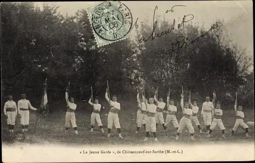 Ak Chateauneuf sur Sarthe Maine-et-Loire, Le Jeune Garde