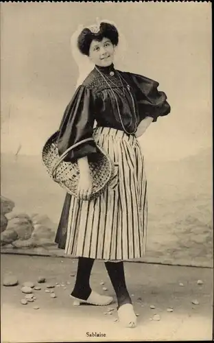 Ak Sablaise, Frau in französischer Tracht
