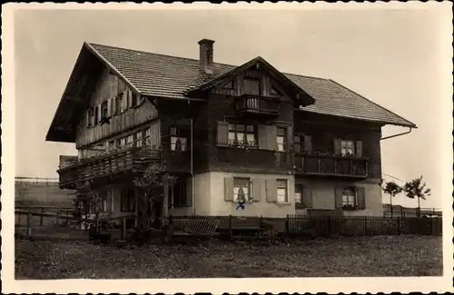 Ak Oy Mittelberg im Allgäu, Fremdenheim Ignaz Gast, Außenansicht