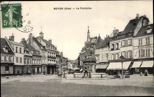 Ak Noyon Oise, La Fontaine, Bonneterie