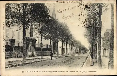 Ak Pithiviers Loiret, École Sainte Grégoire et Boulevard du Chemin de fer