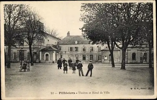 Ak Pithiviers Loiret, Théâtre et Hôtel de Ville