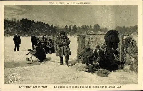 Ak Laffrey Isère, La peche  a la mode des Esquimaux sur le grand lac