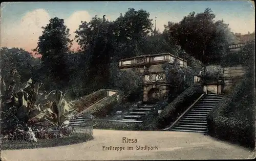 Ak Riesa an der Elbe Sachsen, Freitreppe im Stadtpark