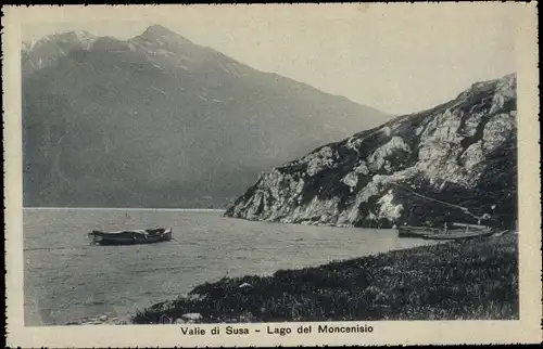 Ak Bar Moncenisio Piemonte, Valie di Susa, Wasserpartie, Im Hintergrund Berge