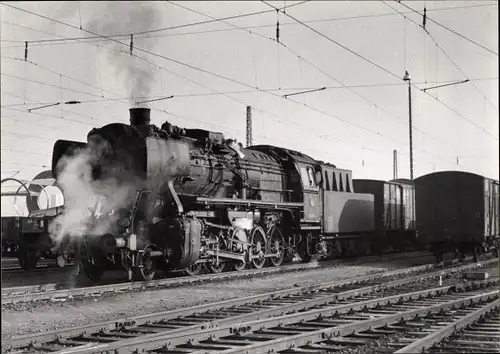 Foto Nürnberg in Mittelfranken Bayern, Deutsche Eisenbahn, Lokomotive 