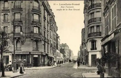 Ak Levallois Perret Hauts de Seine, Rue Poccard, angle de la Rue Gravel