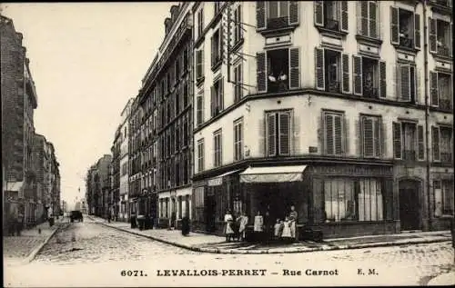 Ak Levallois Perret Hauts de Seine, Rue Carnot