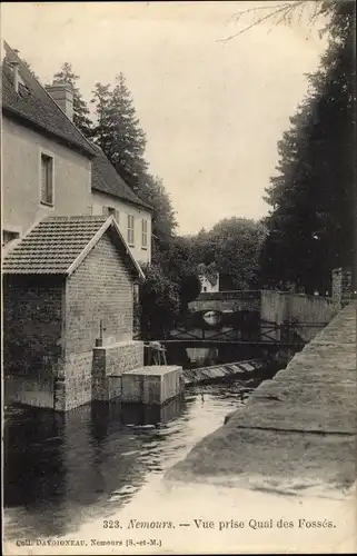 Ak Nemours Seine-et-Marne, Vue prise Quai des Fossés