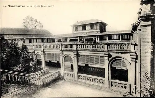 Ak Tananarive Madagaskar, Le Lycée Jules Ferry, Blick auf das Gymnasium