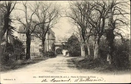 Ak Martigné Briand Maine et Loire, Porte du Château de Flines