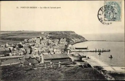 Ak Port en Bessin Calvados, la ville et l'avant port