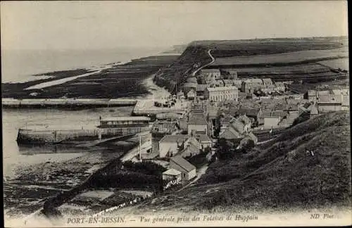 Ak Port en Bessin Calvados, Vue générale prise des Falaises de Huppain