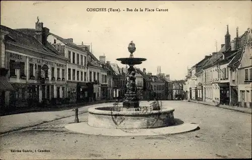 Ak Conches en Ouche Eure, Bas de la Place Carnot