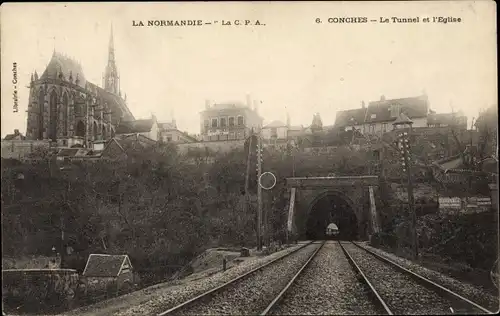 Ak Conches en Ouche Eure, Le Tunnel et l'Eglise