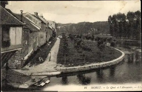 Ak Moret sur Loing Seine et Marne, Le Quai et l'Abreuvoir