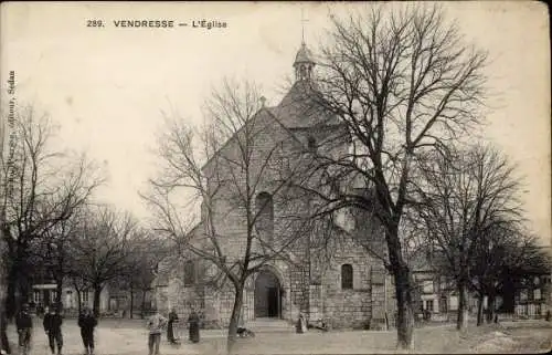 Ak Vendresse Ardennes, L'Eglise