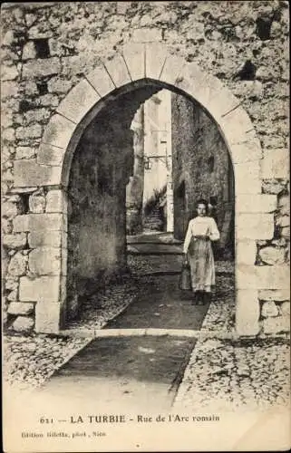 Ak La Turbie Alpes Maritimes, Vieille Rue, Arc Romain