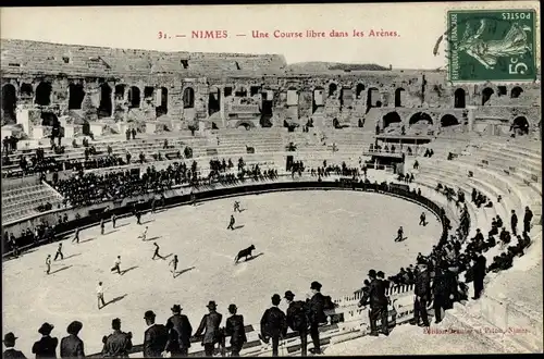 Ak Nîmes Gard, Une Course libre dans les Arènes
