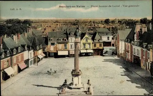 Ak Beaufort en Vallee Beaufort en Anjou Maine et Loire, Place Jeanne de Laval