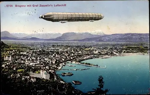 Ak Bregenz am Bodensee Vorarlberg, Graf Zeppelins Luftschiff über der Stadt