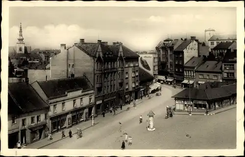 Ak Přerov Prerau Mähren Region Olmütz, Blick auf den Ort, Platz, Geschäfte