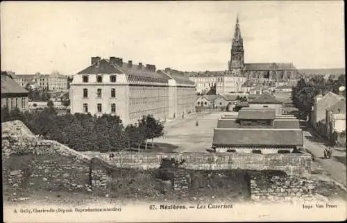 Ak Charleville Mézières Ardennes, Les Casernes