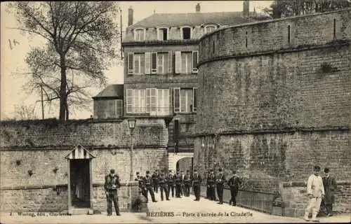 Ak Mézières Ardennes, Porte d'entrée de la Citadelle