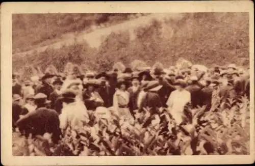 Ak Meudon Hauts de Seine, Fête de Louis XV., La foule, 1923