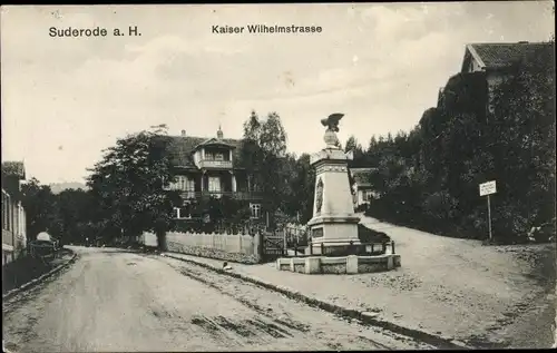 Ak Bad Suderode Quedlinburg im Harz, Kaiser Wilhelmstraße, Denkmal