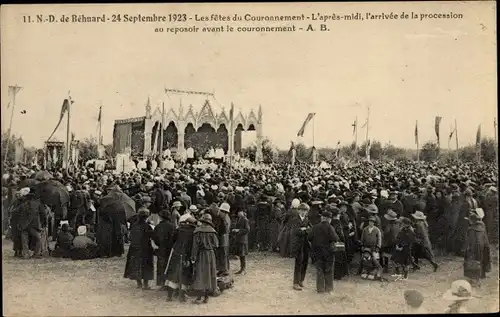 Ak Béhuard Maine-et-Loire, Les fêtes du Couronnement, Procession
