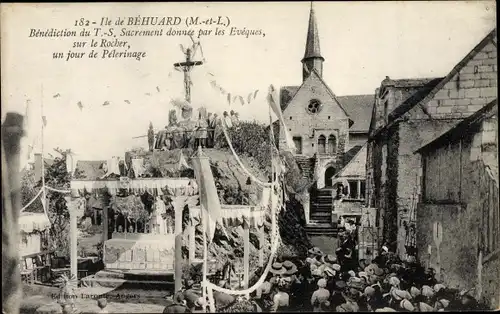 Ak Béhuard Maine-et-Loire, Bénédiction du T.-S. Sacrement donnée par les Evêques sur le Rocher